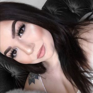 Meet your Posher, Isabella